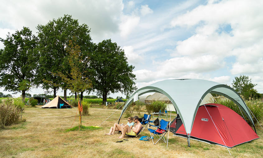 Couverts de camping personnalisés 3 SERVICE