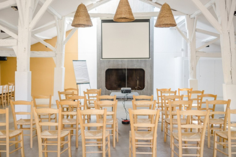 salle seminaire centrée