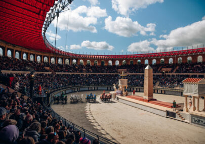 signe du triomphe puy du fou